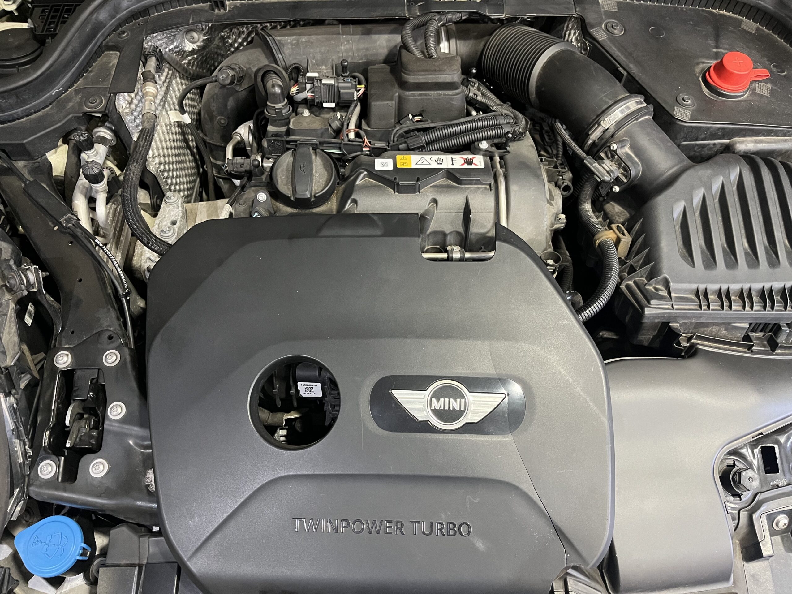 ミニクーパーを修理したい方向け】④ – エンジンの振動が気になる場合